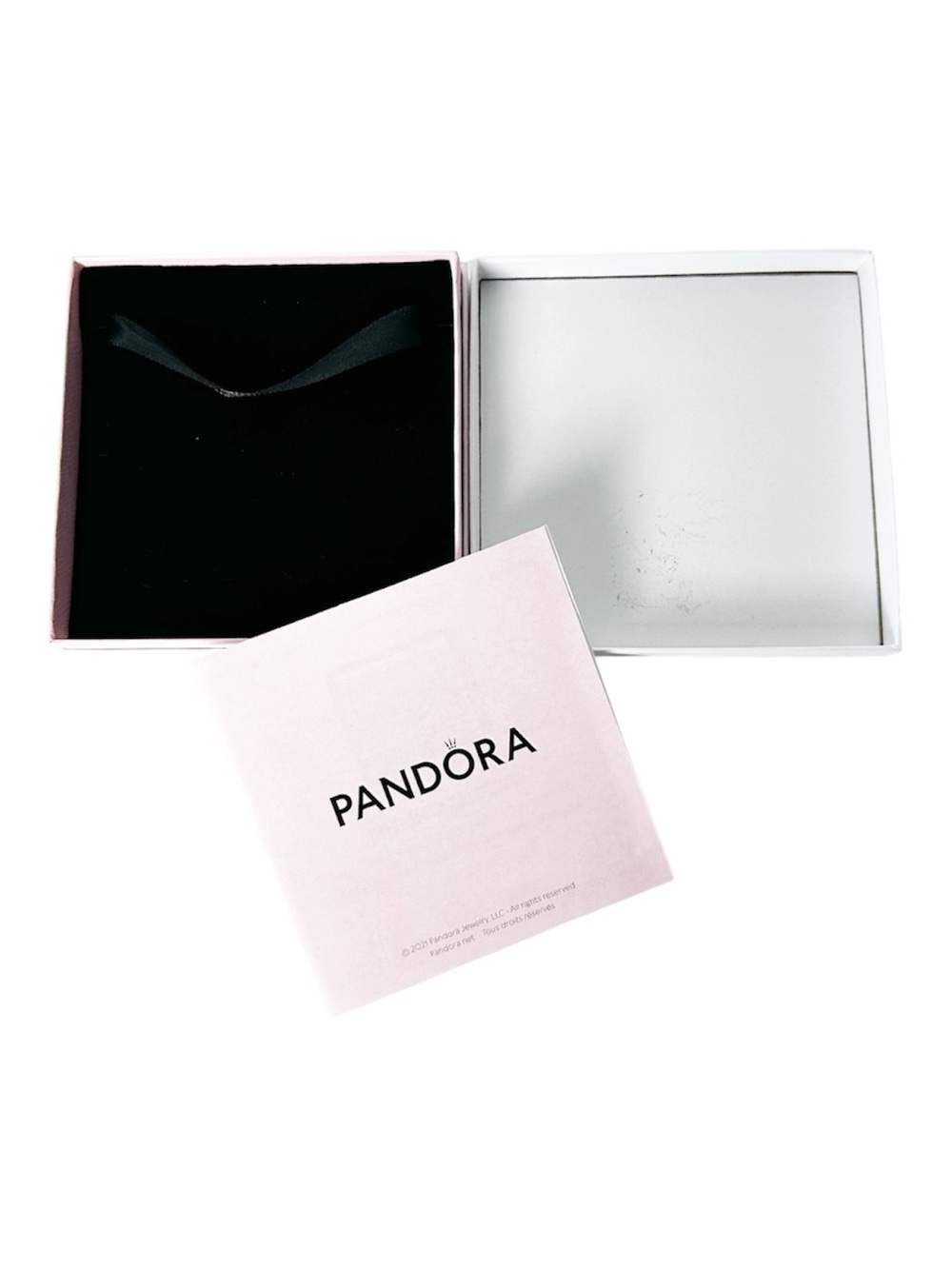 PANDORA | Gift Box - Picture 2 of 3